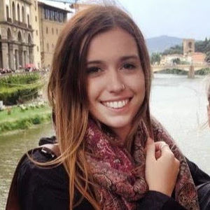 Meet your Posher, Claire